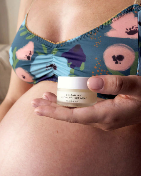 Regenerating balm for nipples