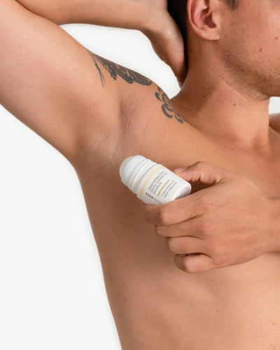 Antyperspirant roll-on przeciw nadmiernemu poceniu się