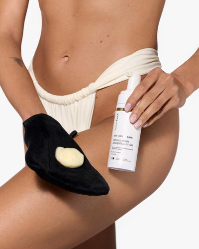 Zestaw FIRST SELF-TAN: serum do twarzy, pianka do ciała i rękawica GLOV x Your KAYA