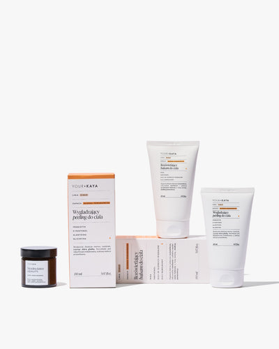 Zestaw świąteczny: wygładzający peeling, rozświetlający balsam i świeczka o zapachu słodkiej pomarańczy